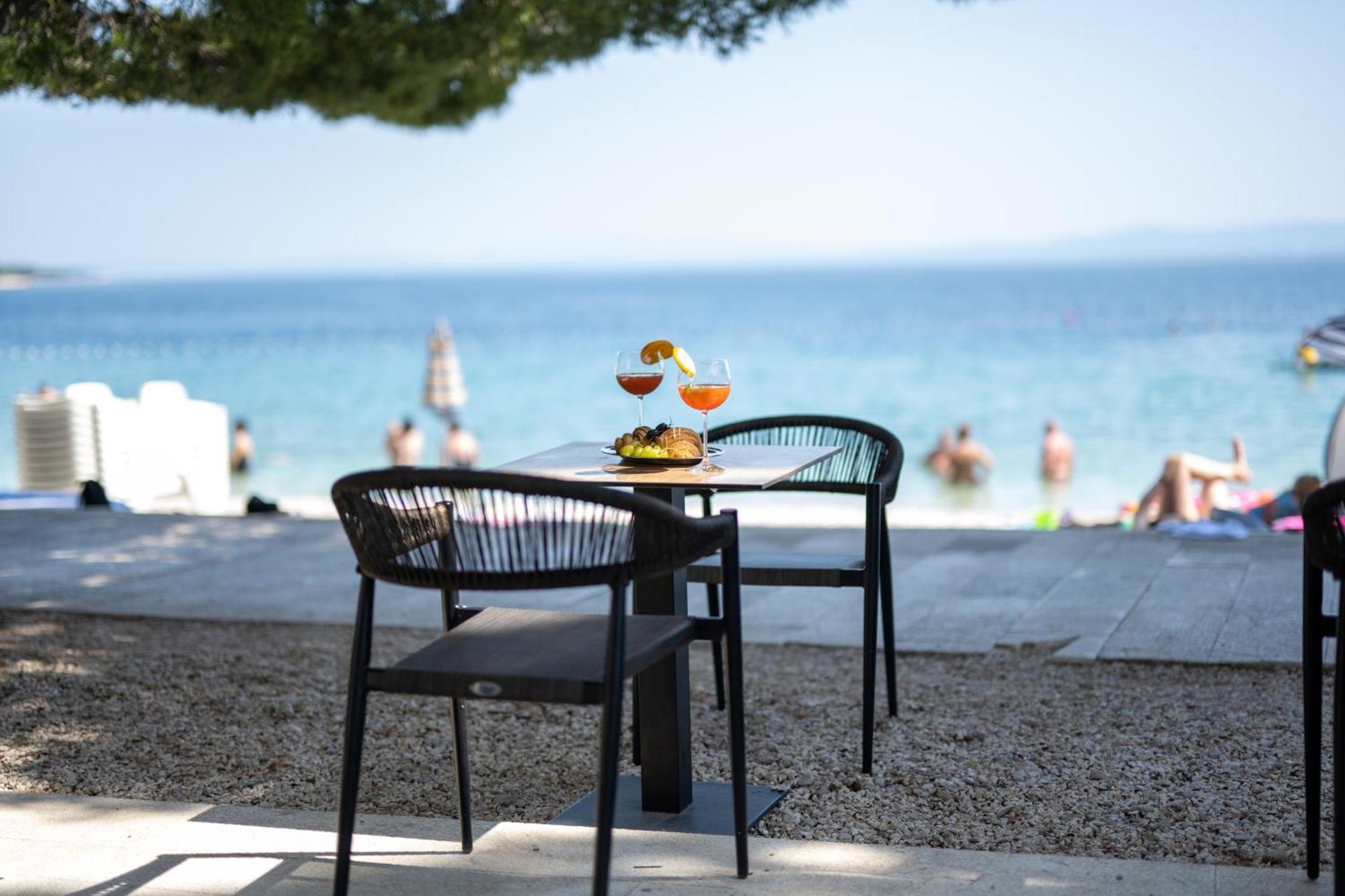 Aurora Beachfront Luxury Rooms&Suites Brela Exteriör bild